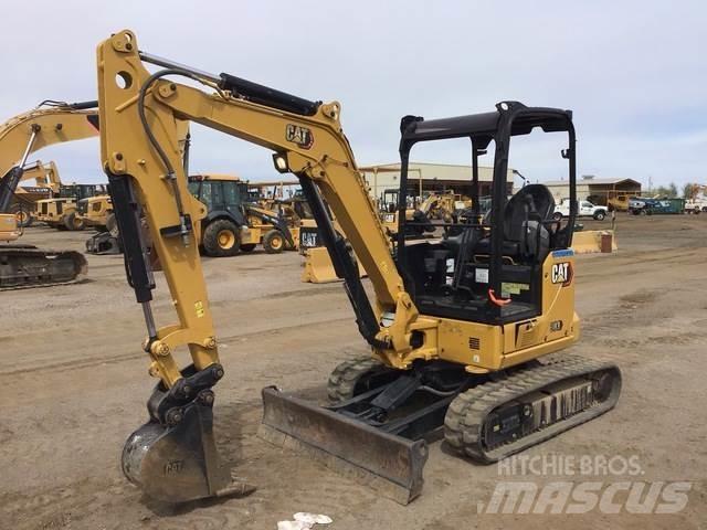 CAT 303 CR حفارات زحافة