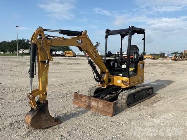 CAT 303 CR حفارات زحافة