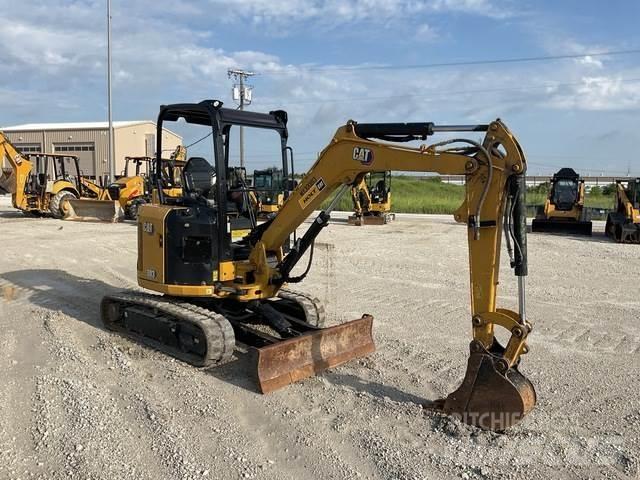 CAT 303 CR حفارات زحافة