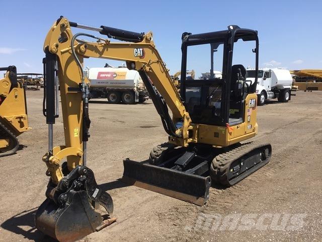 CAT 303 CR حفارات زحافة