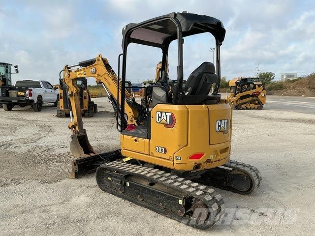 CAT 303 CR حفارات زحافة