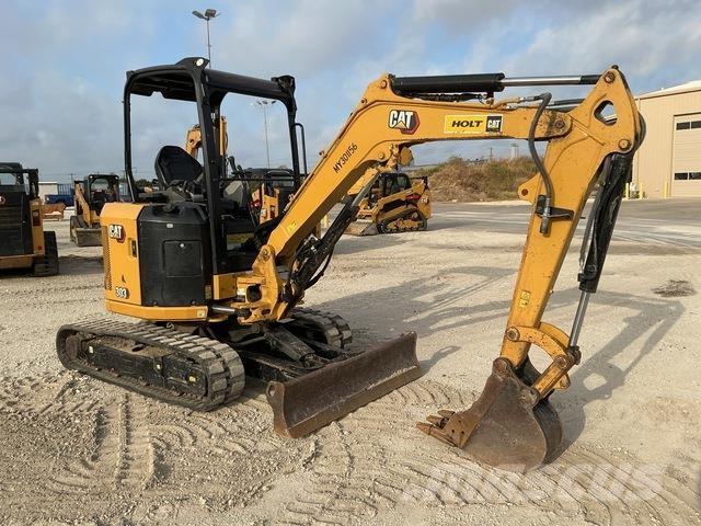 CAT 303 CR حفارات زحافة