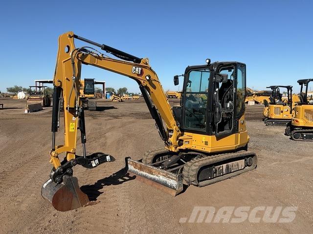 CAT 304 حفارات زحافة