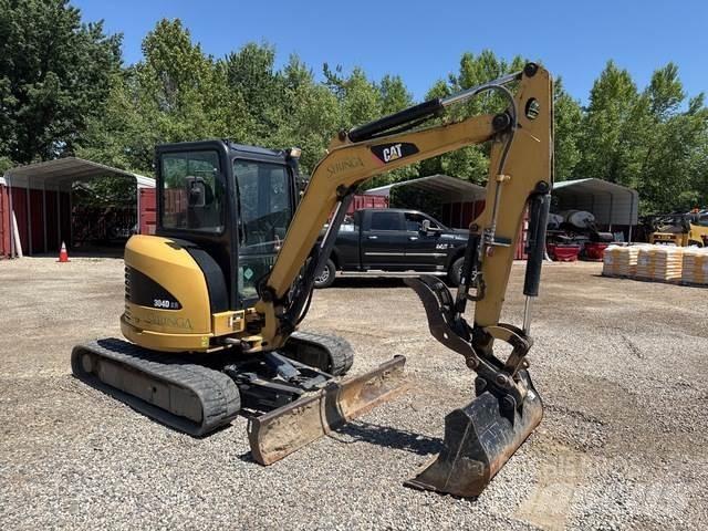 CAT 304D CR حفارات زحافة