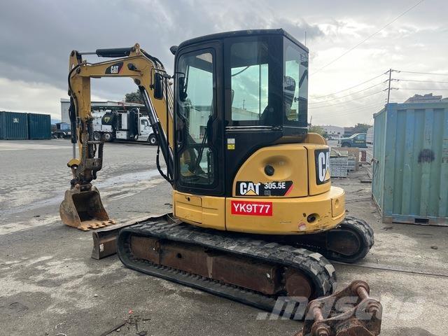 CAT 305.5E CR حفارات زحافة
