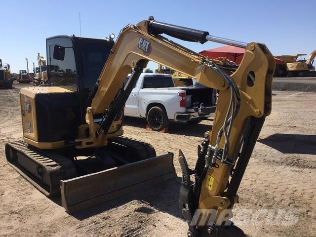 CAT 305 CR حفارات زحافة