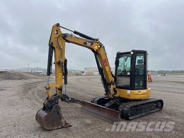 CAT 305E2 CR حفارات زحافة
