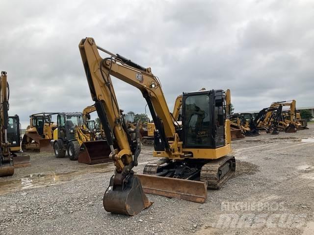 CAT 306 CR حفارات زحافة
