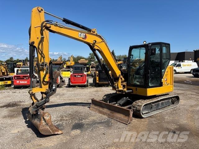 CAT 306 CR حفارات زحافة