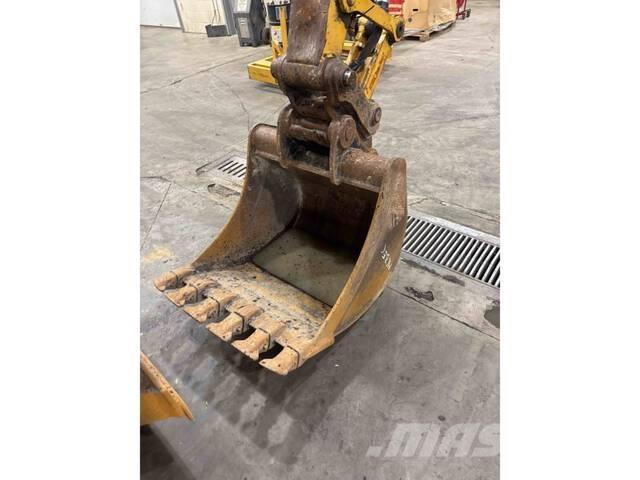 CAT 308-07 حفارات زحافة