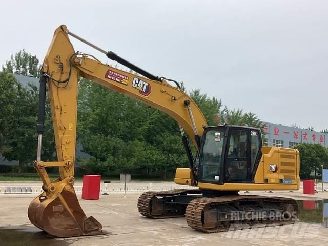 CAT 320 حفارات زحافة