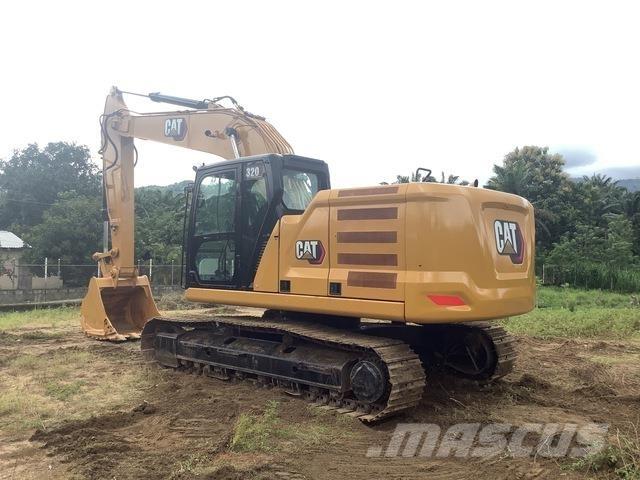CAT 320 حفارات زحافة