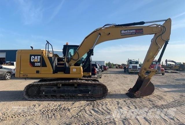 CAT 320 حفارات زحافة