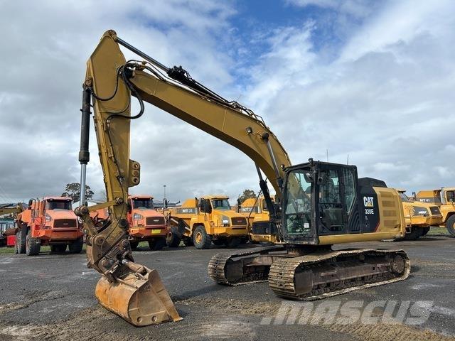 CAT 320 EL حفارات زحافة