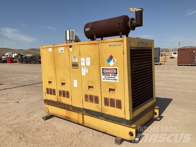CAT 3208 مولدات ديزل