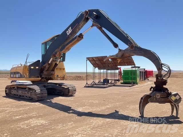 CAT 320C لوادر بذراع مفصلي