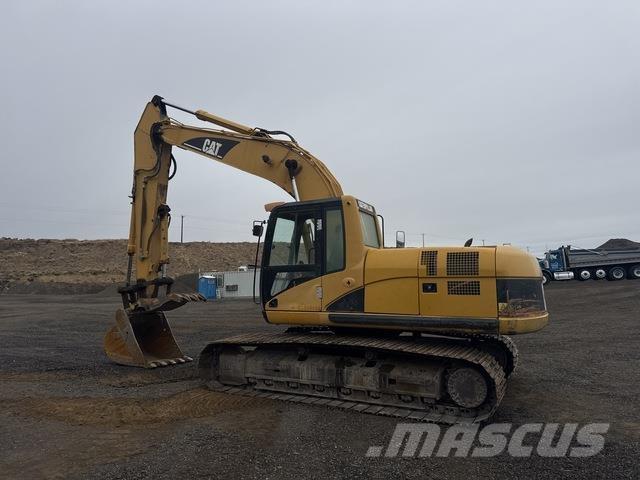 CAT 320C L حفارات زحافة