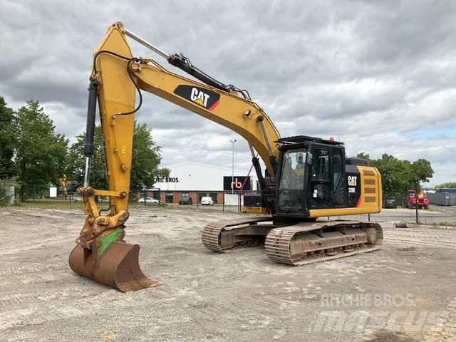 CAT 320EL حفارات زحافة