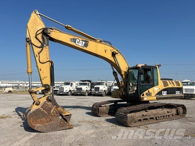 CAT 322C L حفارات زحافة