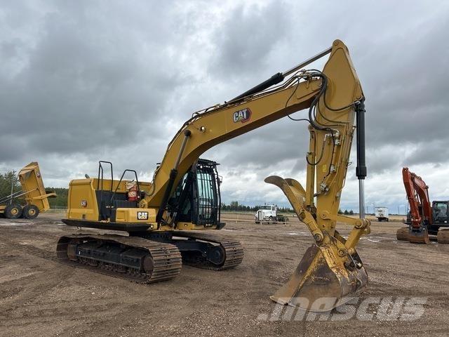 CAT 323 حفارات زحافة