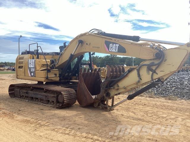 CAT 323FL حفارات زحافة