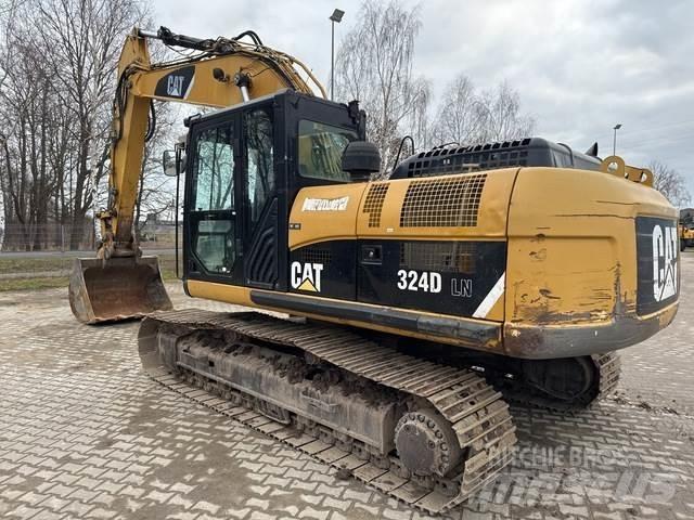 CAT 324D حفارات زحافة