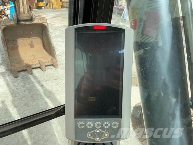 CAT 324E حفارات زحافة