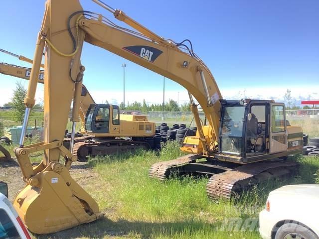 CAT 325B L حفارات زحافة