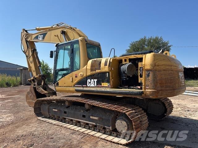 CAT 325C حفارات زحافة