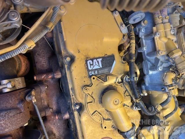 CAT 325F L CR حفارات زحافة