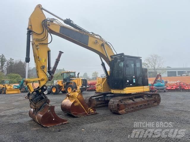 CAT 325FL CR حفارات زحافة