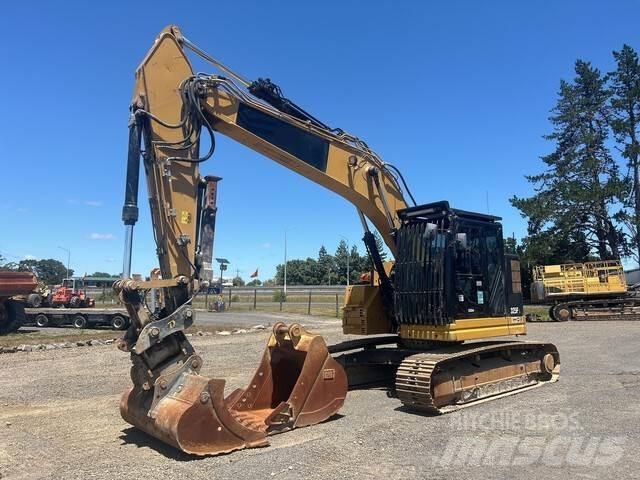 CAT 325FL CR حفارات زحافة
