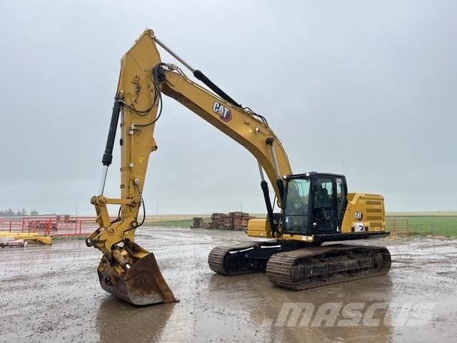CAT 326 حفارات زحافة