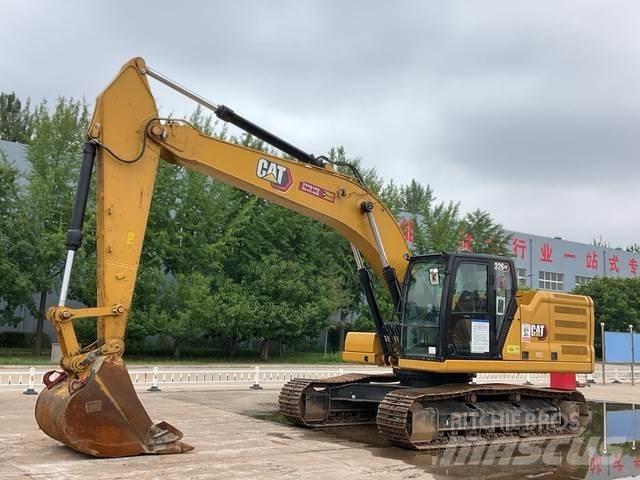 CAT 326 GC حفارات زحافة