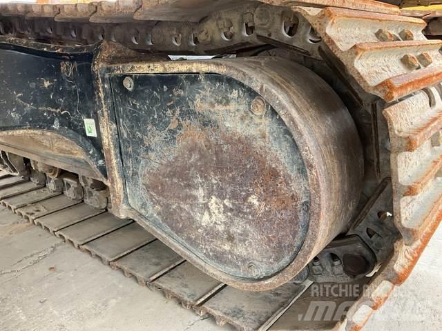 CAT 326GC حفارات زحافة