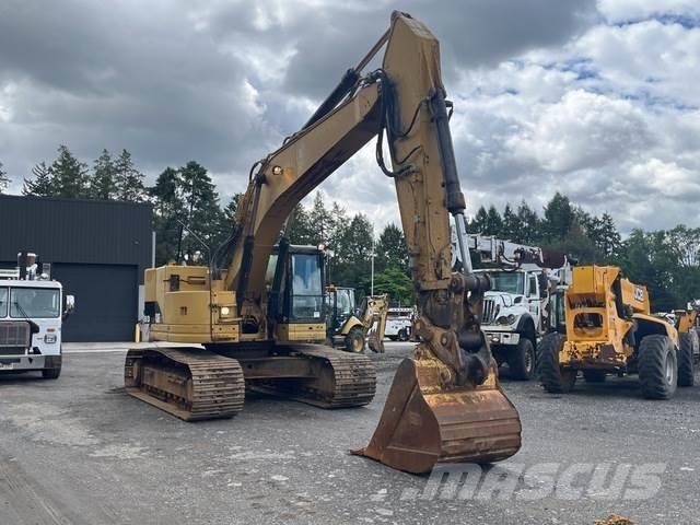 CAT 328 حفارات زحافة