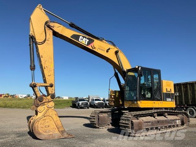 CAT 328D LCR حفارات زحافة