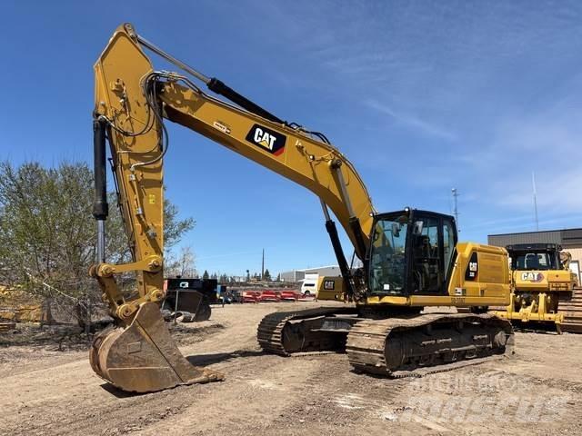 CAT 330 حفارات زحافة