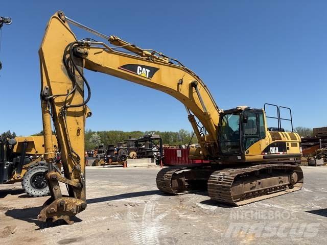 CAT 330C L حفارات زحافة