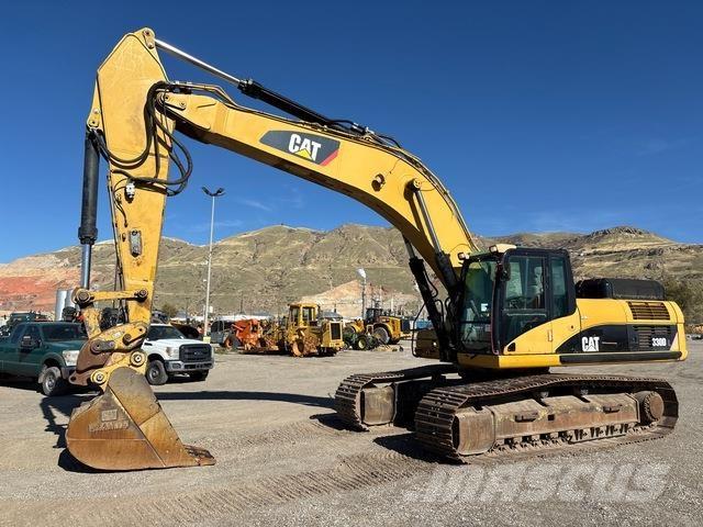 CAT 330D L حفارات زحافة