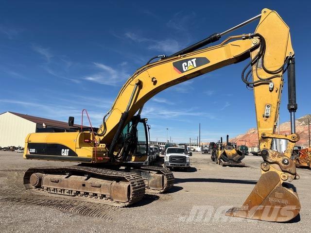 CAT 330D L حفارات زحافة