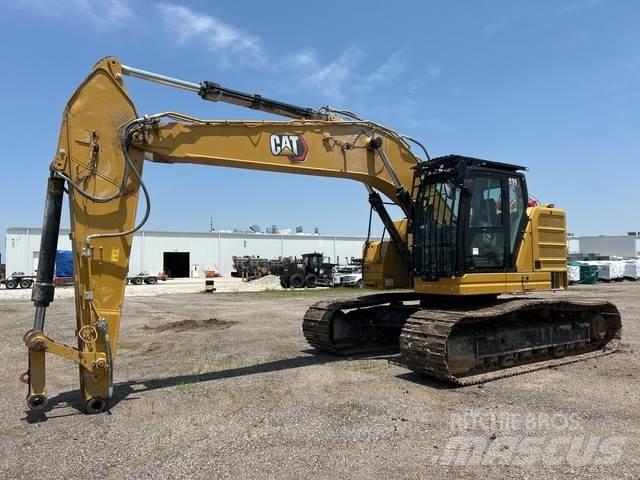 CAT 335 حفارات زحافة