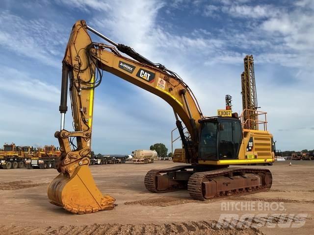 CAT 336 حفارات زحافة
