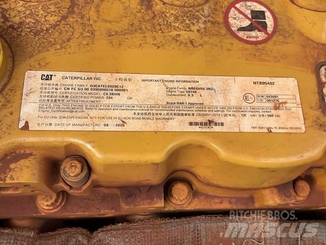 CAT 336 حفارات زحافة
