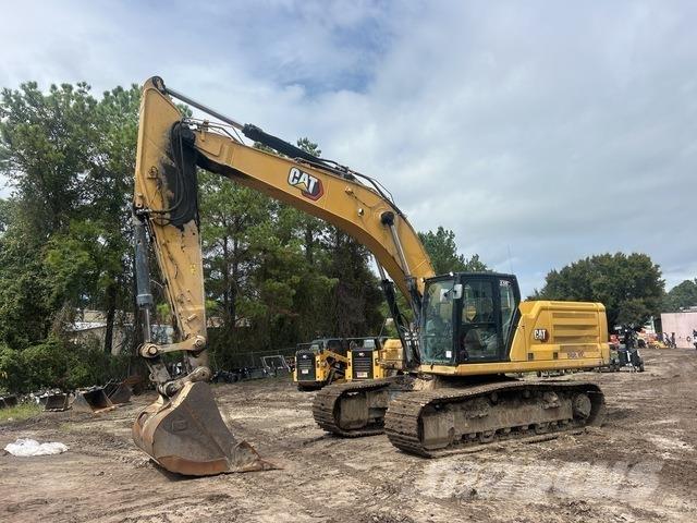 CAT 336 حفارات زحافة