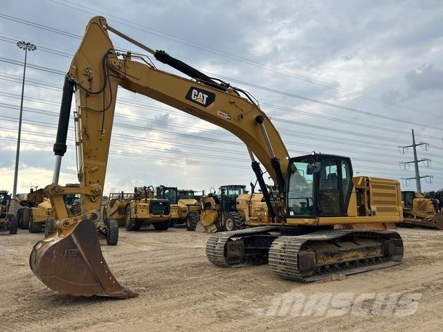CAT 336-07 حفارات زحافة