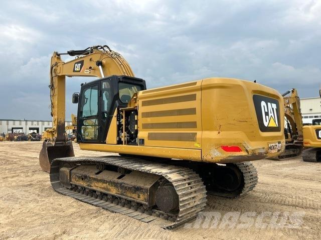 CAT 336-07 حفارات زحافة