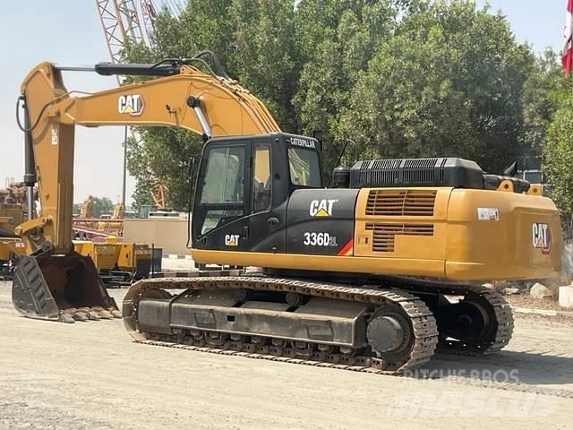 CAT 336D2L حفارات زحافة