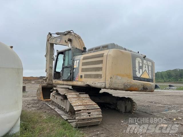 CAT 336FL حفارات زحافة