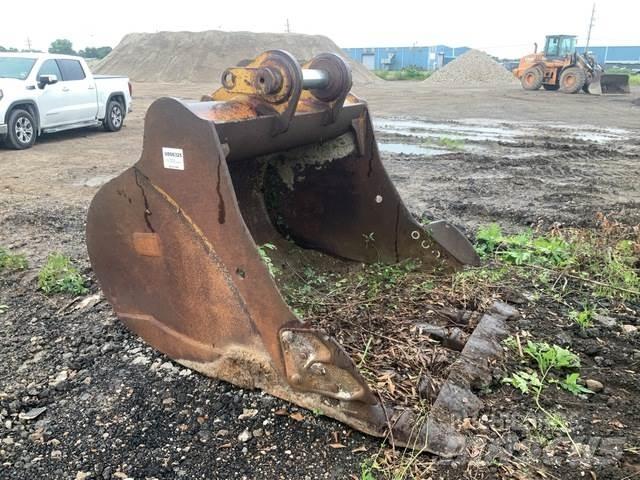 CAT 349 دلاء